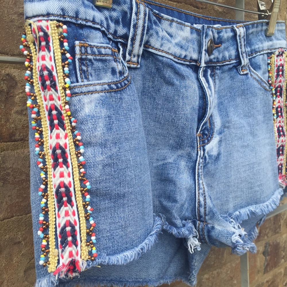 Others Follow Beaded BoHo Festival Shorts Size 26